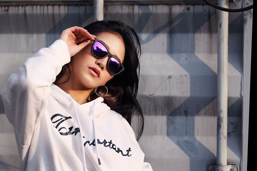 2020年淘寶眼鏡模特?cái)z影_太陽(yáng)眼鏡人像拍照-